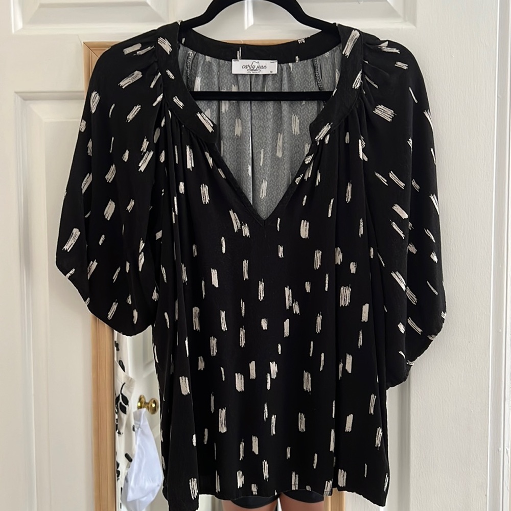 Carly Jean Los Angeles Blouse Top